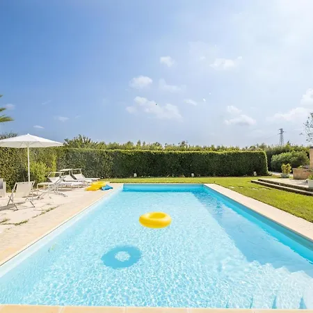 Salento Con Piscina E Orto Villa